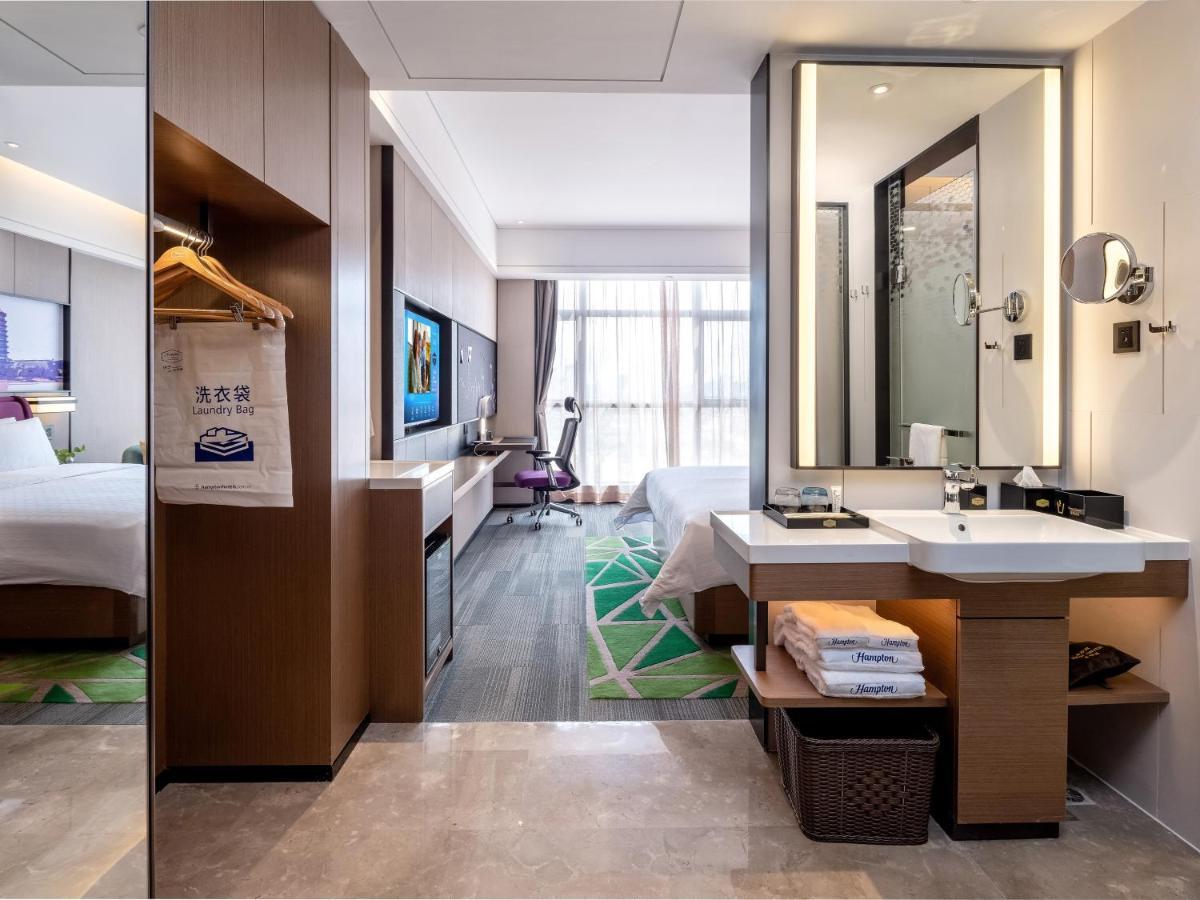 Hampton By Hilton Nanning Wuxiang Hotel Bagian luar foto